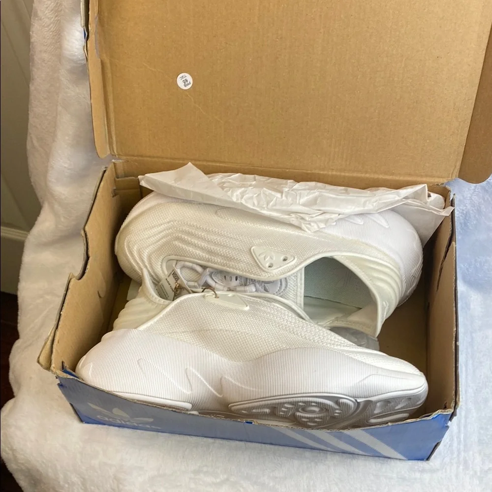 Adidas Kids White Chunky Sneakers FZ5638 Cloud White Dove Grey Size 4.5 NWT